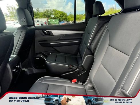 New 2026 Buick Enclave Preferred image 12