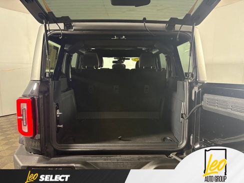 Used 2025 Ford Bronco Outer Banks AWD/4WD image 11
