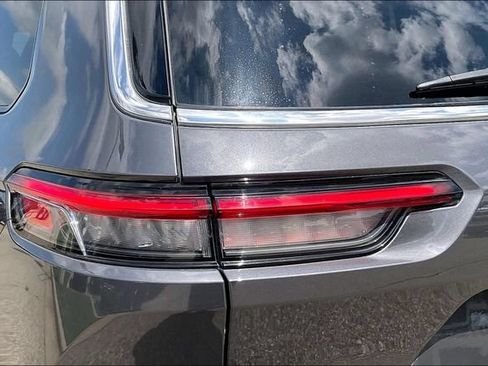 Used 2021 Jeep Grand Cherokee L Limited w/ Trailer Tow Group (B) AWD/4WD image 29