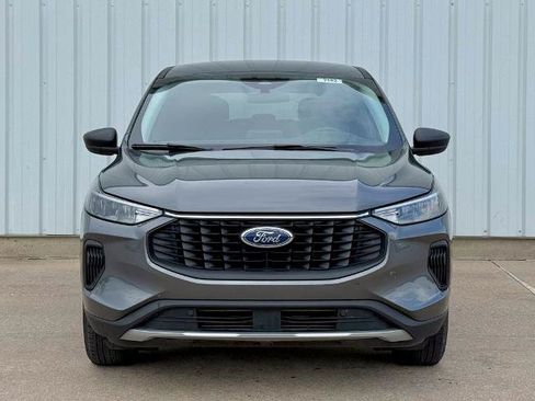Certified 2025 Ford Escape Active AWD/4WD image 9