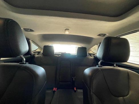 Used 2012 Ford Focus Titanium image 32