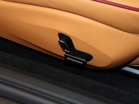 Certified 2022 Ferrari Roma image 35