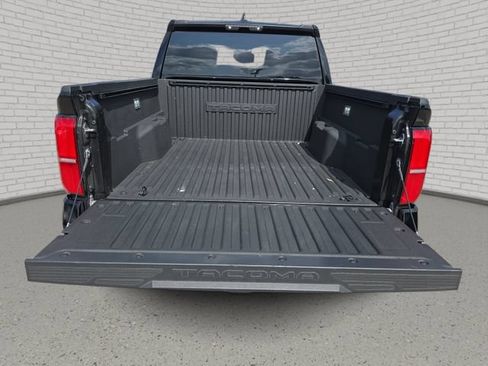 Used 2026 Toyota Tacoma 4x4 Double Cab image 13