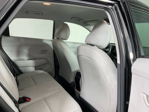 Used 2024 Hyundai Kona SEL FWD image 19