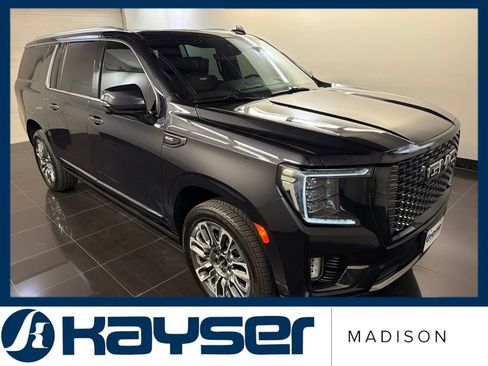 Used 2023 GMC Yukon XL Denali Ultimate AWD/4WD image 1