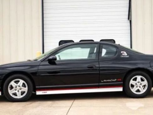 Used 2002 Chevrolet Monte Carlo SS w/ Pace Car Replica Pkg FWD image 4