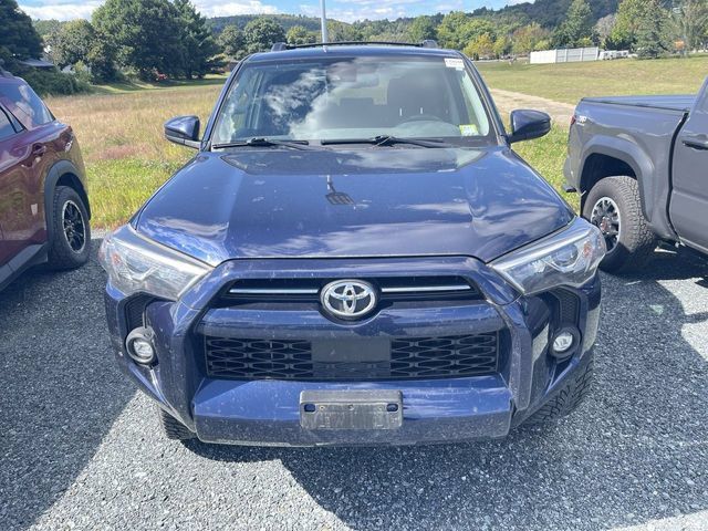 Certified 2021 Toyota 4Runner SR5 AWD/4WD image 2