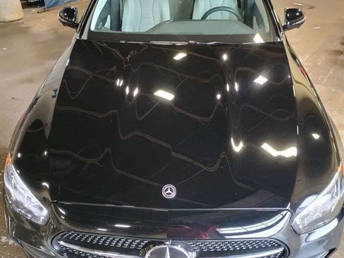 Used 2023 Mercedes-Benz E 350 4MATIC Sedan image 35