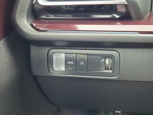 Used 2024 Chevrolet Traverse RS w/ LPO, Floor Liner Package FWD image 24