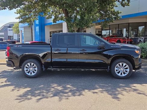 New 2026 Chevrolet Silverado 1500 Custom AWD/4WD image 4