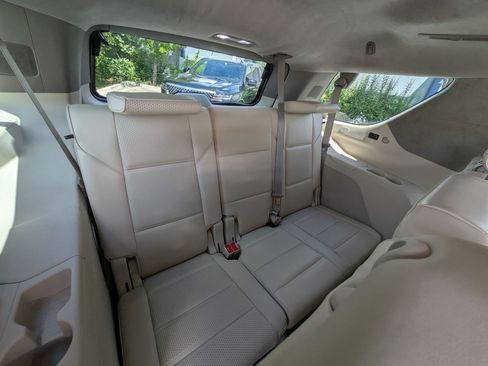 Used 2022 Cadillac Escalade Sport Platinum w/ LPO, ONYX Package AWD/4WD image 26