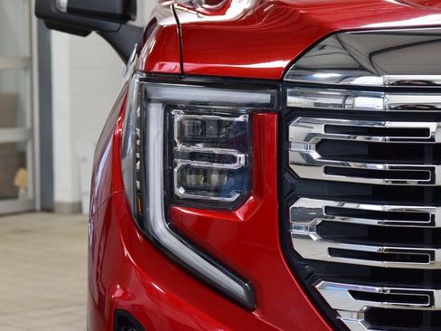 Used 2024 GMC Sierra 1500 Denali w/ Technology Package image 10