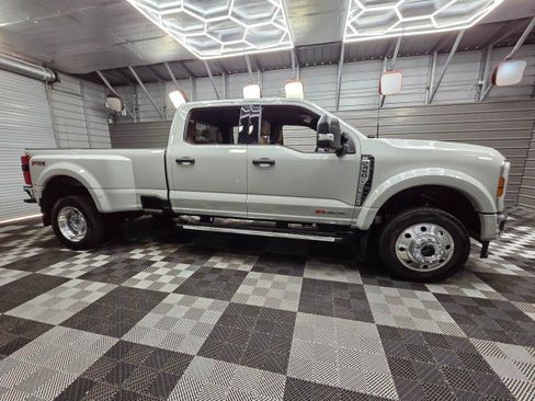 Used 2025 Ford F450 XLT w/ 360-Degree Camera Package AWD/4WD image 10