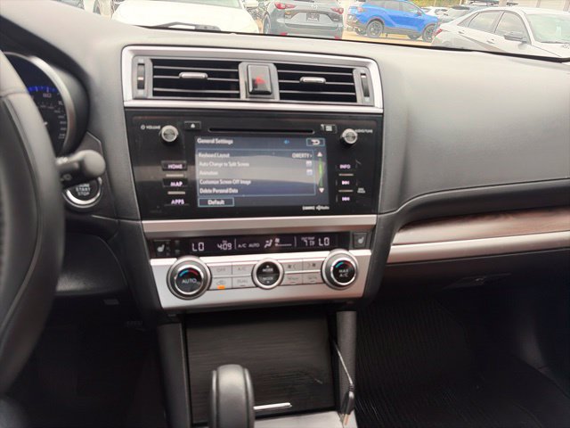 Used 2017 Subaru Outback 2.5i Touring AWD/4WD image 16