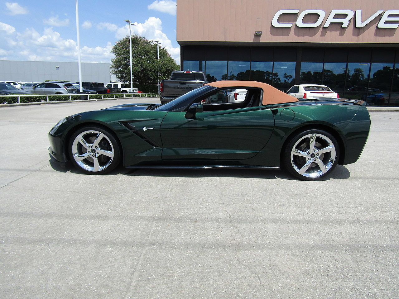 Used 2014 Chevrolet Corvette Stingray Convertible w/ 3LT Preferred Equipment Group RWD image 25