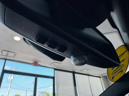 Used 2014 BMW M6 Convertible RWD image 36