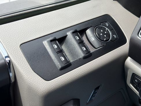 Used 2018 Ford F150 XLT w/ Equipment Group 302A Luxury RWD image 14