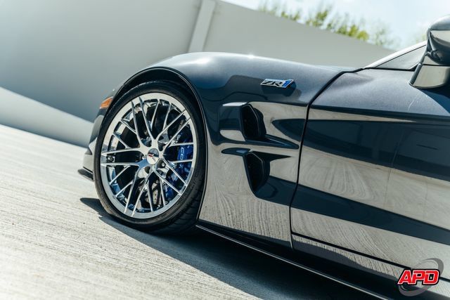 Used 2009 Chevrolet Corvette ZR1 w/ Preferred Equipment Group RWD image 30