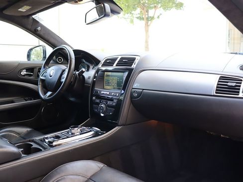 Used 2014 Jaguar XKR R image 17