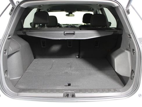 Used 2023 Chevrolet Equinox LT w/ Driver Convenience Package image 31