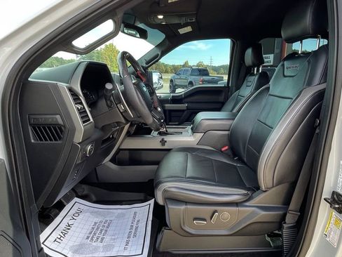 Used 2017 Ford F150 Raptor image 17