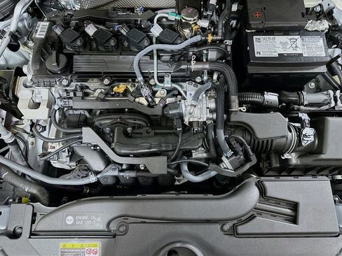 Certified 2025 Toyota Corolla LE image 29