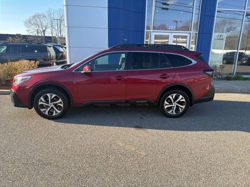 Used 2022 Subaru Outback Limited XT AWD/4WD image 4
