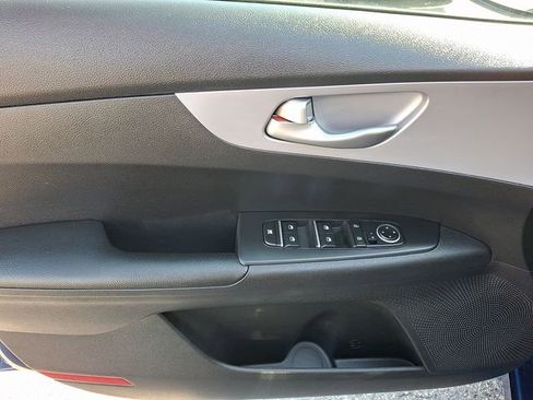 Certified 2022 Kia Forte LXS image 14