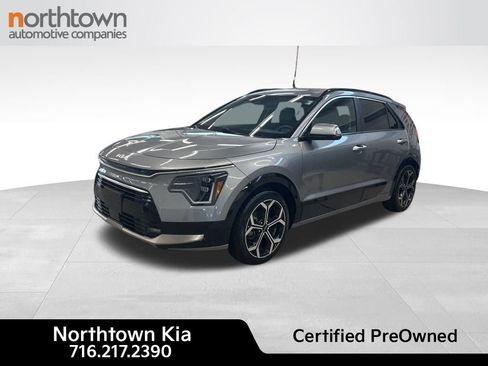 Used 2023 Kia Niro SX Touring FWD image 1