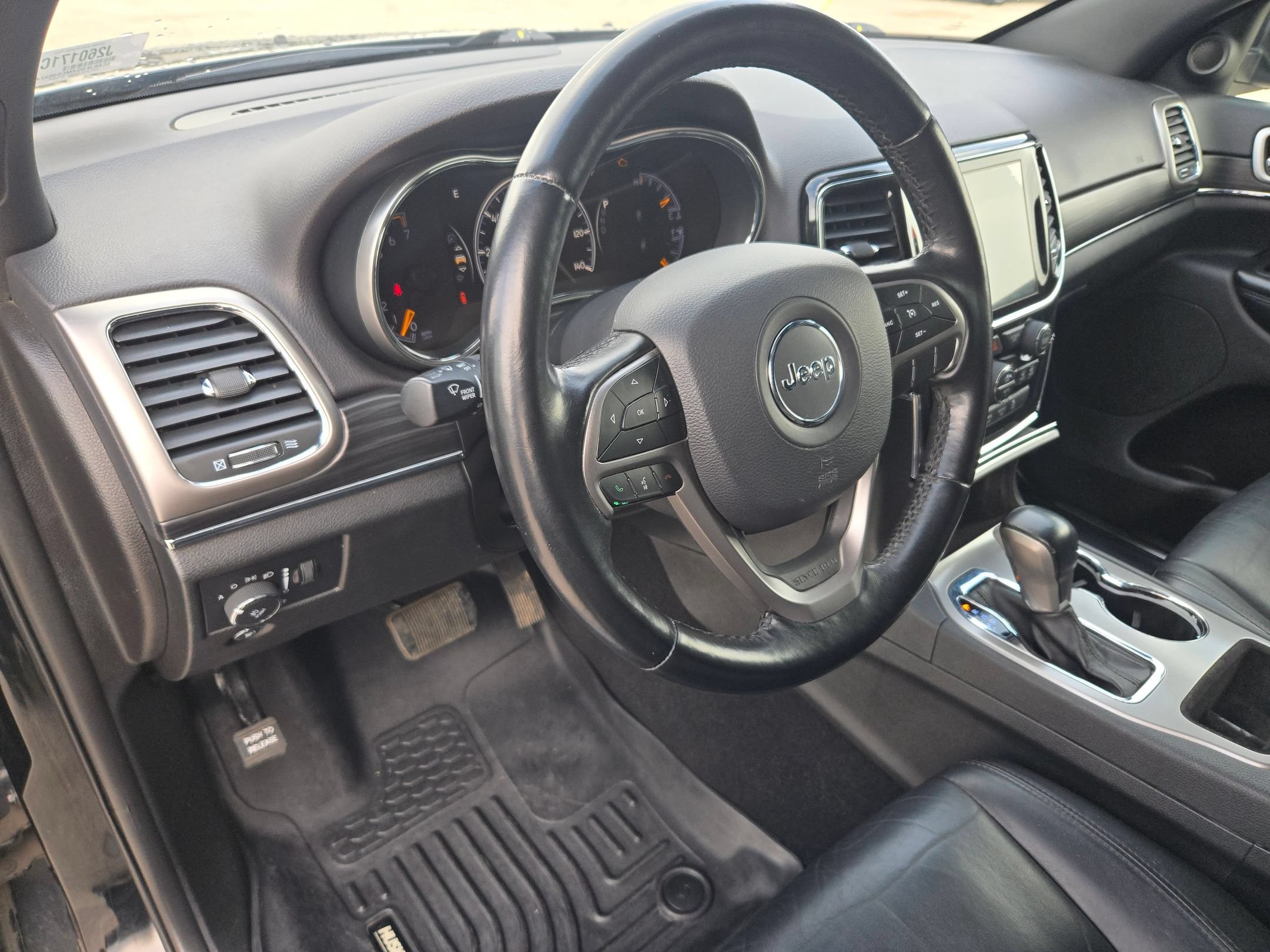 Used 2021 Jeep Grand Cherokee Limited RWD image 10