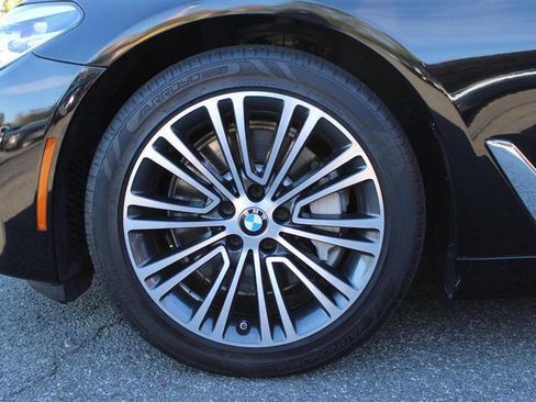 Used 2020 BMW 530i w/ Convenience Package image 9