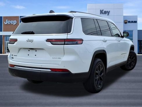 Used 2021 Jeep Grand Cherokee L Limited AWD/4WD image 5