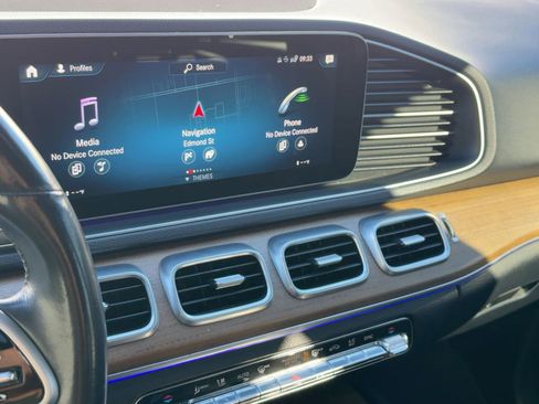 Used 2021 Mercedes-Benz GLE 350 GLE 350 w/ Premium Package image 24