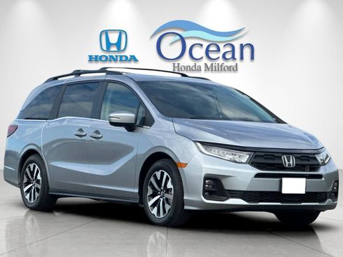 New 2026 Honda Odyssey EX-L image 7