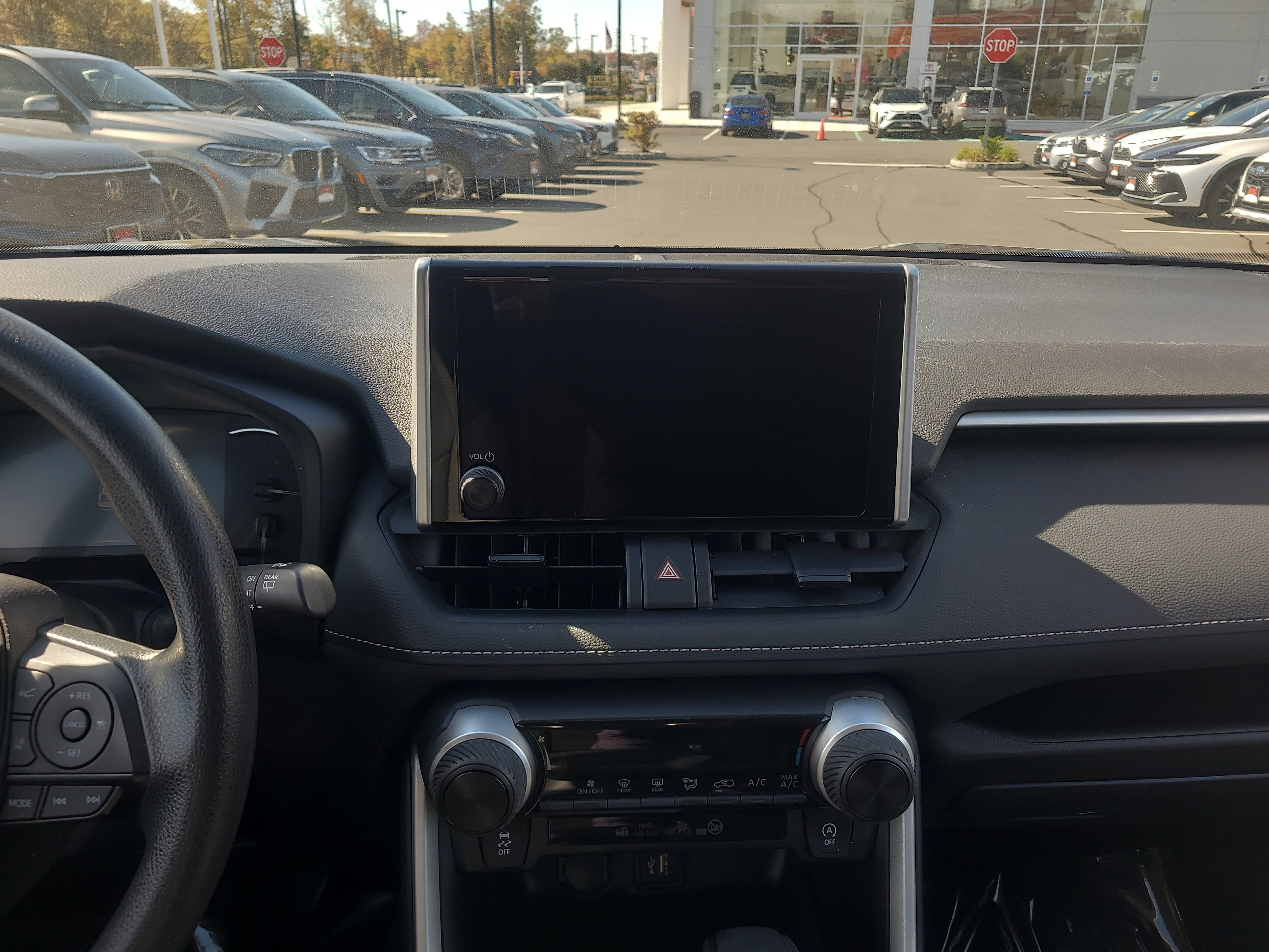 Certified 2024 Toyota RAV4 LE AWD/4WD image 19
