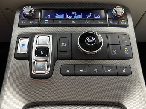 Used 2021 Hyundai Palisade Limited FWD image 20