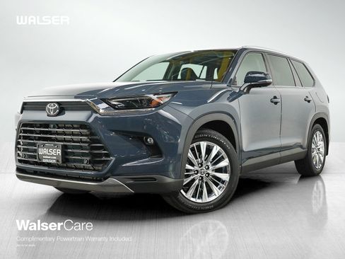 Used 2024 Toyota Grand Highlander AWD image 1