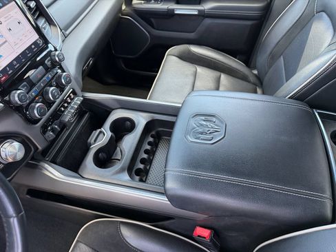 Used 2022 RAM 1500 Laramie AWD/4WD image 34