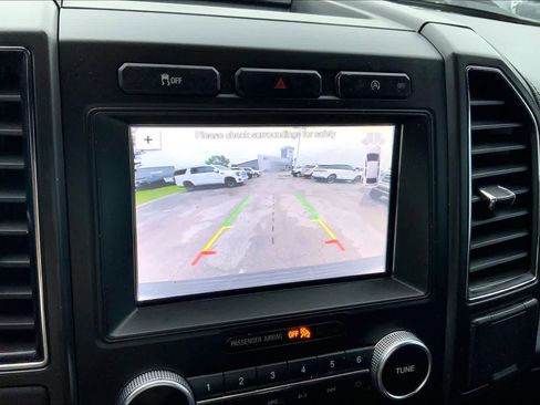 Certified 2019 Ford Expedition Max Limited RWD image 23