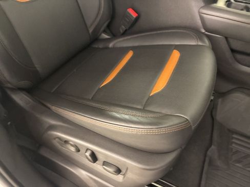 Used 2024 GMC Sierra 1500 AT4 w/ Technology Package image 25