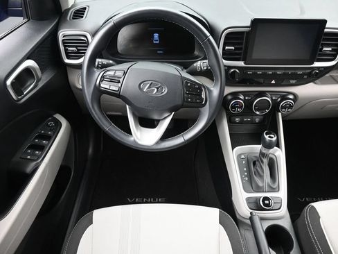 Used 2023 Hyundai Venue SEL w/ Cargo Package FWD image 15
