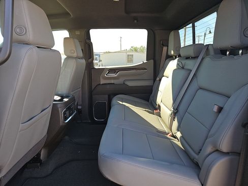 New 2026 GMC Sierra 1500 SLT w/ SLT Premium Plus Package image 11