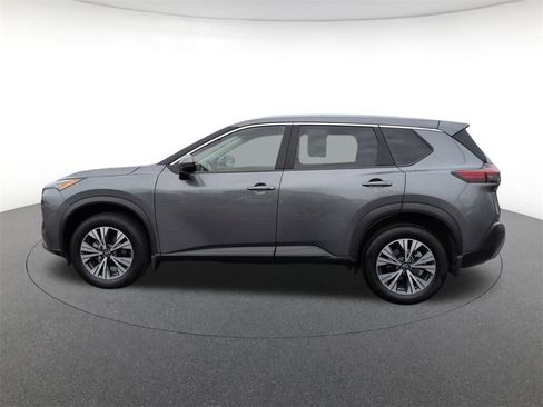 Used 2023 Nissan Rogue SV w/ SV Premium Package image 8