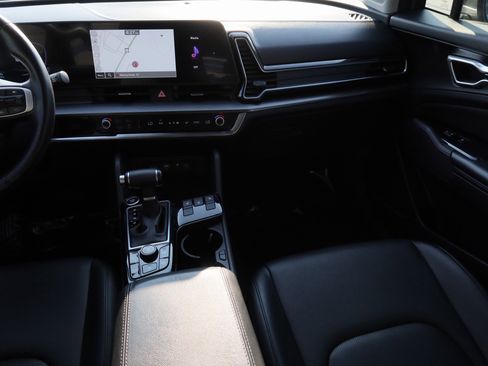 Used 2023 Kia Sportage EX image 15