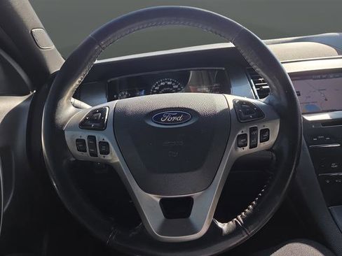 Used 2013 Ford Taurus SEL image 16
