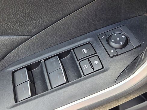 Used 2024 Toyota RAV4 XLE Premium image 15