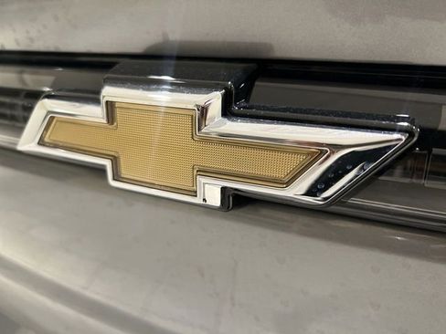 New 2026 Chevrolet Equinox EV LT w/ Comfort Package FWD image 27