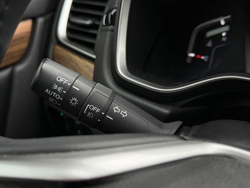 Used 2020 Honda CR-V Touring image 18