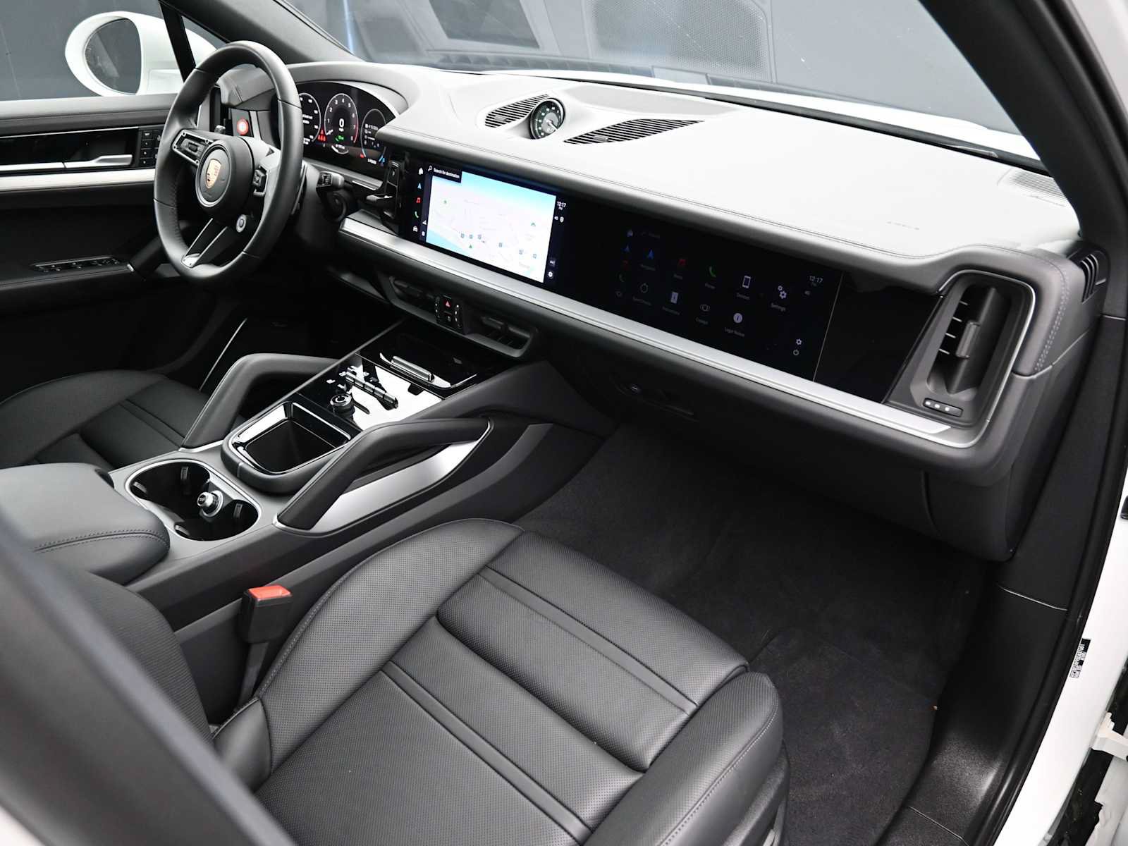 New 2025 Porsche Cayenne E-Hybrid Coupe AWD/4WD image 26