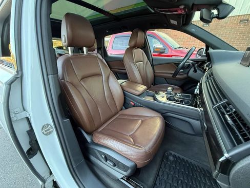 Used 2017 Audi Q7 3.0T Premium Plus w/ Premium Plus Package image 28